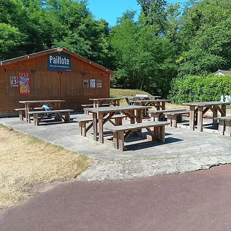 Avec Piscine Partagee A Prázdninový dům Saint-Chéron